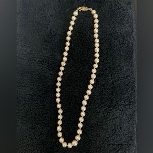Mom’s Classic Pearls!